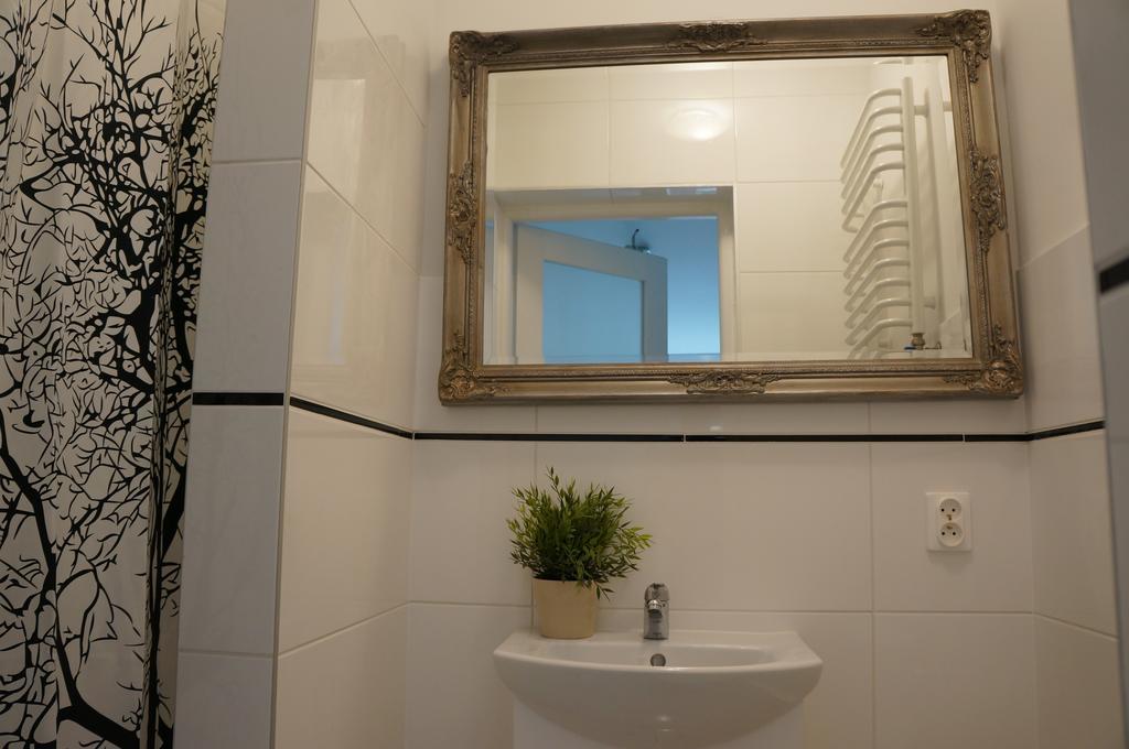 Apartamenty Z Klimatem Poznań Esterno foto