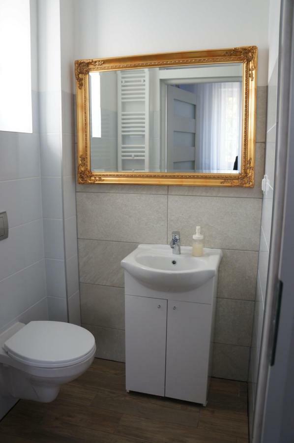 Apartamenty Z Klimatem Poznań Esterno foto